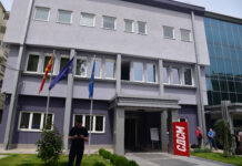 ПОЧНА ПРЕСТРОЈУВАЊЕТО ВО РЕДОВИТЕ НА НАЈГОЛЕМАТА ОПОЗИЦИСКА ПАРТИЈА: Нов почеток или очајнички потег – Филипче тргна со промени во партијата!