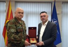 Јанчев доби плакета од Армијата