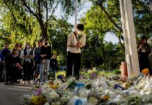 Истрагата за пожарот во Хонг Конг со нови сознанија: Користена е небезбедна мрежа на градилиштето, 11лица се уапсени