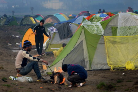 По Лондон, и Брисел најави центри за мигранти во други земји, дилемите се множат: Каде ќе завршат неподобните мигранти од ЕУ, во игра ли е и Македонија?