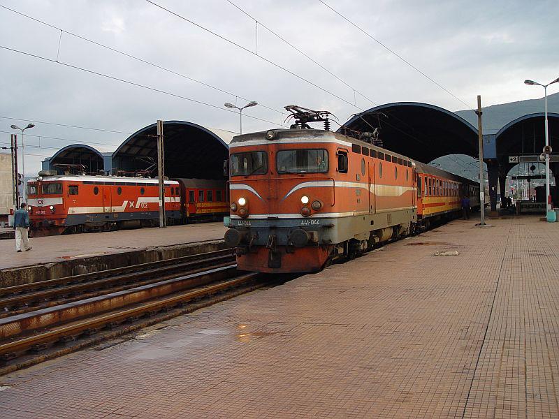 2 - kuso mashinovozaci