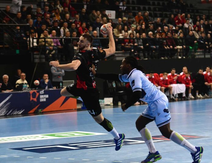 5e51736b-ad39-4c9a-82b2-52f62fee07d3