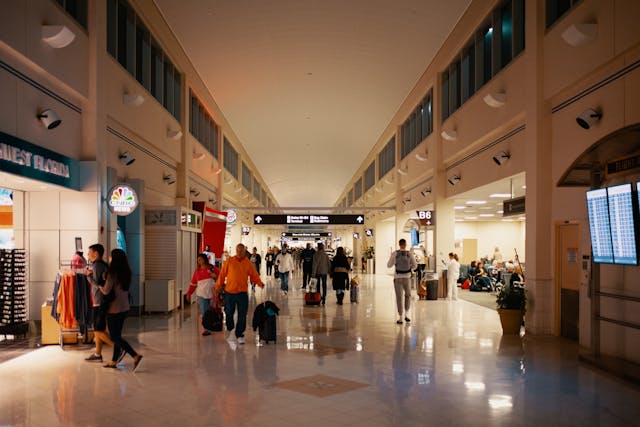 aerodrom-opsta-pexels-joshsorenson-1716826