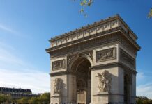 Франција му додели државјанство на семејството Клуни