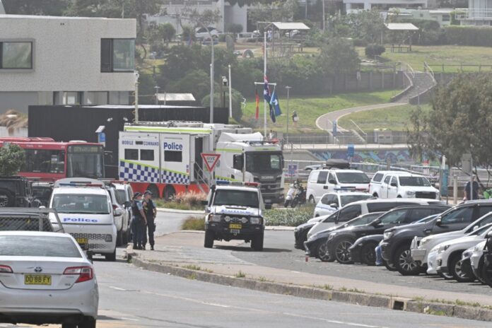Aftermath shooting at Bondi Beach