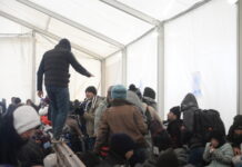 ИНЦИДЕНТ НА МИГРАНТСКАТА МАРШРУТА НИЗ МАКЕДОНИЈА: Мигранти од Египет и Авганистан го демолирале кампот во Табановце