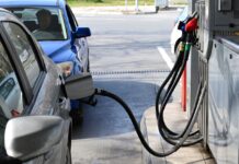 Бензините поевтинуваат, цената на дизелот останува иста