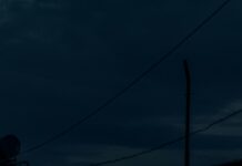 Околу 500.000 семејства во Киев останаа без струја по рускиот напад: Зеленски на пат кон Флорида/ВИДЕО