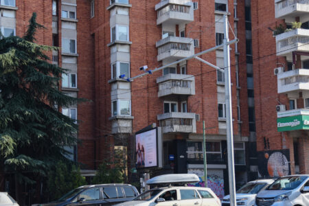 Камерите регистрираат, полицијата опоменува, казни од 1 јануари!