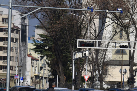 Толеранција за брзината само како прекршок, но не и за сообраќајка со последици