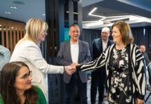 Праведна транзиција заедно со работниците, општините, со заедниците