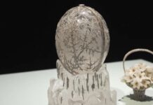 „Зимското јајце“ на Фаберже продадено за 30,2 милиони долари