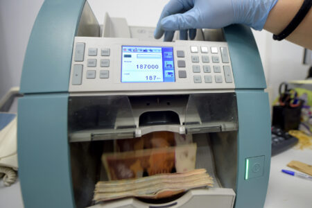 Трезорот работи, буџетот е во одлична кондиција – ќе бидат исплатени платите и К-15