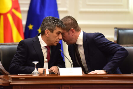 Меџити даде зелено светло за маршот за УЧК, ќе добие ли црвен картон од Мицкоски?