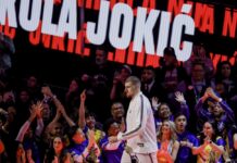 Се раскажува за неверојатната партија на Јокиќ, Њујорк надополни -17