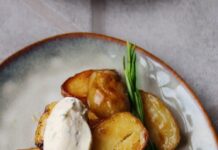 Манастирски компир без капка масло по рецепт на монах од Света Гора: Благодарение на две работи јадењето има изненадувачки богат вкус