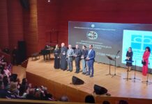 КОВЗ ГИ ДОДЕЛИ ТРАДИЦИОНАЛНИТЕ НАГРАДИ „ВЕЉО МАНЧЕВСКИ“: Сиљановска-Давкова: Немаме време за губење за решавање на недоразбирања од минатото