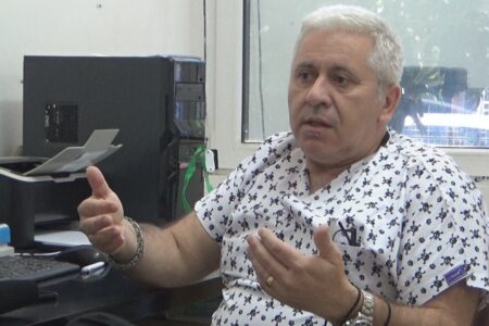 Доктор Олумчев: Грипот стигна со нова варијанта К, лекувањето со вештачка интелигенција е ризично!