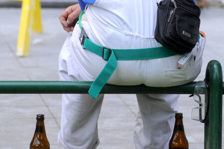 Илјадници невработени бараат работа, а се молат да не ја најдат