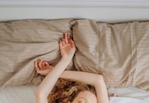 Можеби не ви се потребни осум часа сон: Експерти открија како да го пронајдете вашето идеално време за спиење