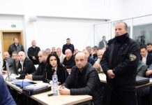 Првообвинетиот за „Пулс“ Дејан Јованов во притвор со мобилен телефон – судијката се закани со забрана за посети