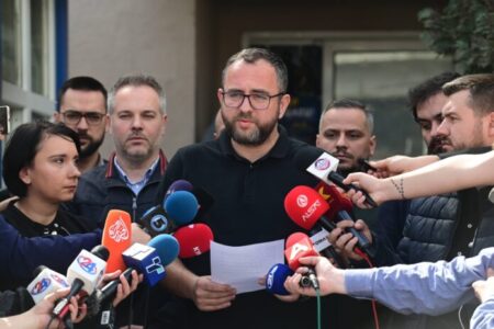 Тошковски: Толеранцијата на „Безбеден град“ ќе биде идентична со полициските радари