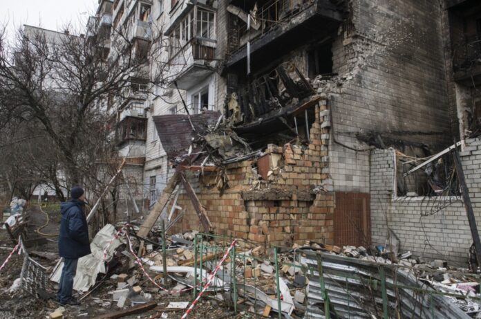 At least one killed and six injured in Russian strikes in Vyshhorodiv region