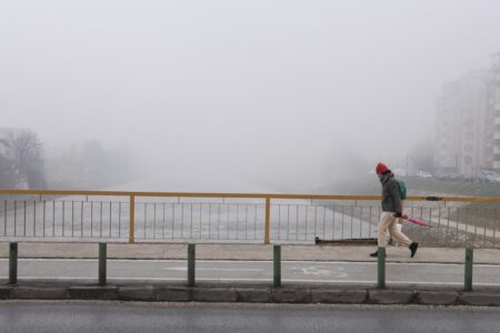 Опасен воздух и во текот на денот ги гуши граѓаните на Скопје