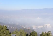 Нема да има предвремен зимски распуст поради загадениот воздух