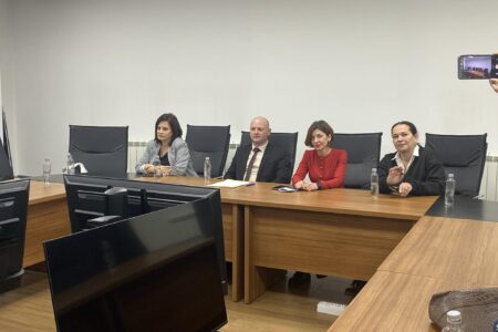 Обвинителството не верува во „грозјето“, одбраната тврди: Парите се од продадени земја и трактори