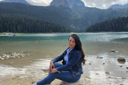 Милена Величковиќ: Мирот и спокојот што го даваат овците и селото не може да се замени со градскиот хаос