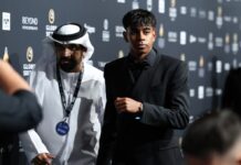 Многумина одат во Дубаи за забава, но Јамал знае кои се неговите приоритети