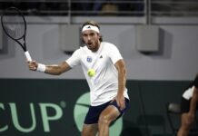 „Не можев да одам, сакав да ја завршам кариерата“