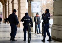 Голема полициска акција во Виена: Тинејџер пријавил дека го убил својот татко