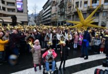 Илјадници деца во бадникови поворки низ земјава