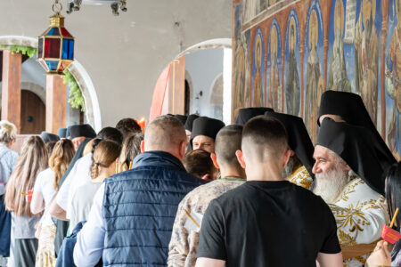 МАКЕДОНСКИТЕ ДУХОВНИ СВЕТИЛИШТА НЕ СЕ САМО ДУХОВНО ПОВРЗАНИ СО НАРОДОТ: И молитва и леб и лек – манастирите, силна поткрепа на најранливите 