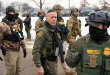 Кој е „Гестапо Греги“, командантот на ICE? Контроверзното лице на имиграциската политика на Трамп