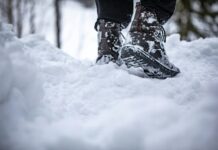 Стар трик на руските војници за топли стапала и подобра циркулација: Загреани нозе дури и кога надвор е „дебел“ минус
