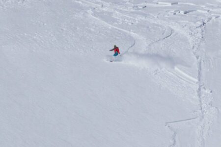 Наместо да бидеме Швајцарија на Балканот, се давиме во кал со ски-лифтови што не работат