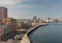 „Ројтерс“: Часовникот отчукува за Куба откако запреа испораките на венецуелска нафта