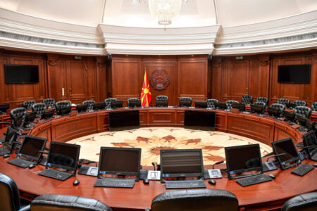 ПРЕМИЕРОТ НАЈАВИ ЛИДЕРСКА СРЕДБА, НО ПРАШАЊЕ Е ДАЛИ И СО КОГО ЌЕ СЕ ОДРЖИ: „Пржинската влада“ никој не ја сака, но секој ја користи за избори