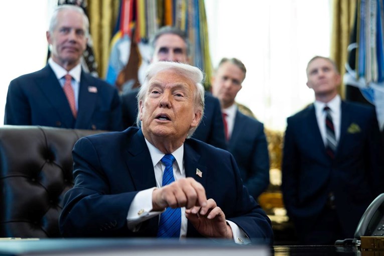 f24caa9f-5f43-457d-b70c-127b0b65639c