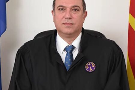 Куќен притвор за судијата што ѕидаше со евра ?!