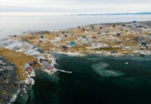 Премиерот на Гренланд до Трамп: Доста е веќе!