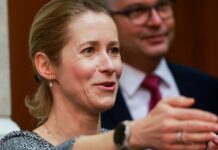 Каја Калас си дозволи момент на црн хумор: „Светот е во таква состојба што е вистинско време да се почне со пиење“