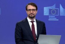 Ламерт: ЕЕС системот не менува правила за престој во Шенген и нема да ги „напаѓа“ работните права на возачите