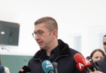 Мицкоски: Незрело и неодговорно однесување на опозицијата