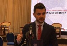 Муцунски: Ако ЕУ е искрена во намерите за интеграција на регионот нема да примени негативни економски мерки