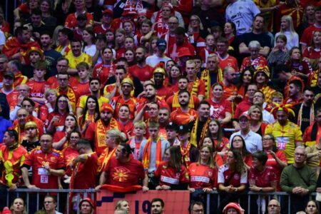 Еве како грмеше „Фалангата“ на мечот Македонија – Португалија (ФОТО)