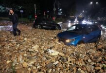 Вртлогот на бурата во Грција се движи кон островите – надлежните остануваат во состојба на висока готовност